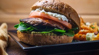 Bánh Mì Kẹp Nấm Portobello